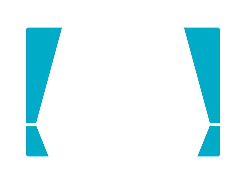 dekorativ-vagg-med-gardiner-talt