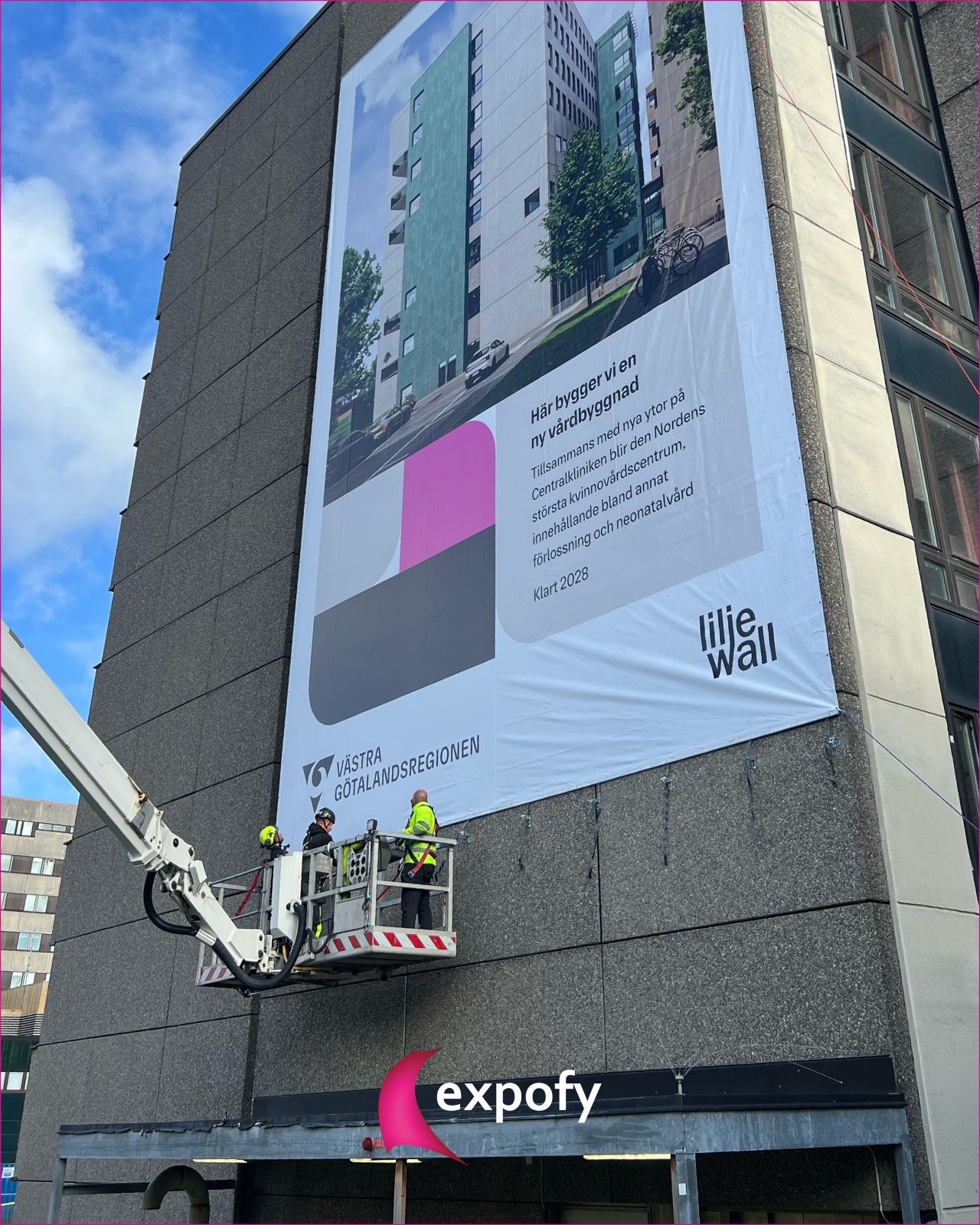 Stor fasadvepa Expofy